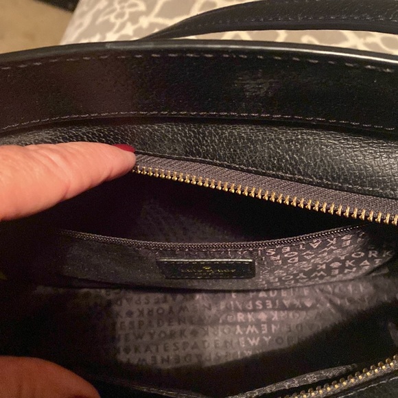 KATE SPADE NEW YORK
Colorblock Leather Handle Bag - Picture 4 of 8